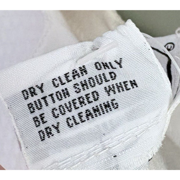 VTG Adrienne Vittadini White Cotton Dress Sz 10 Scalloped Textured Gold Button - Picture 14 of 16